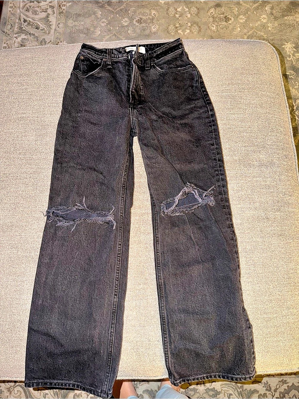 Abercrombie & Fitch Curve Love High Rise 90s Relaxed Jean Waist 25 Black